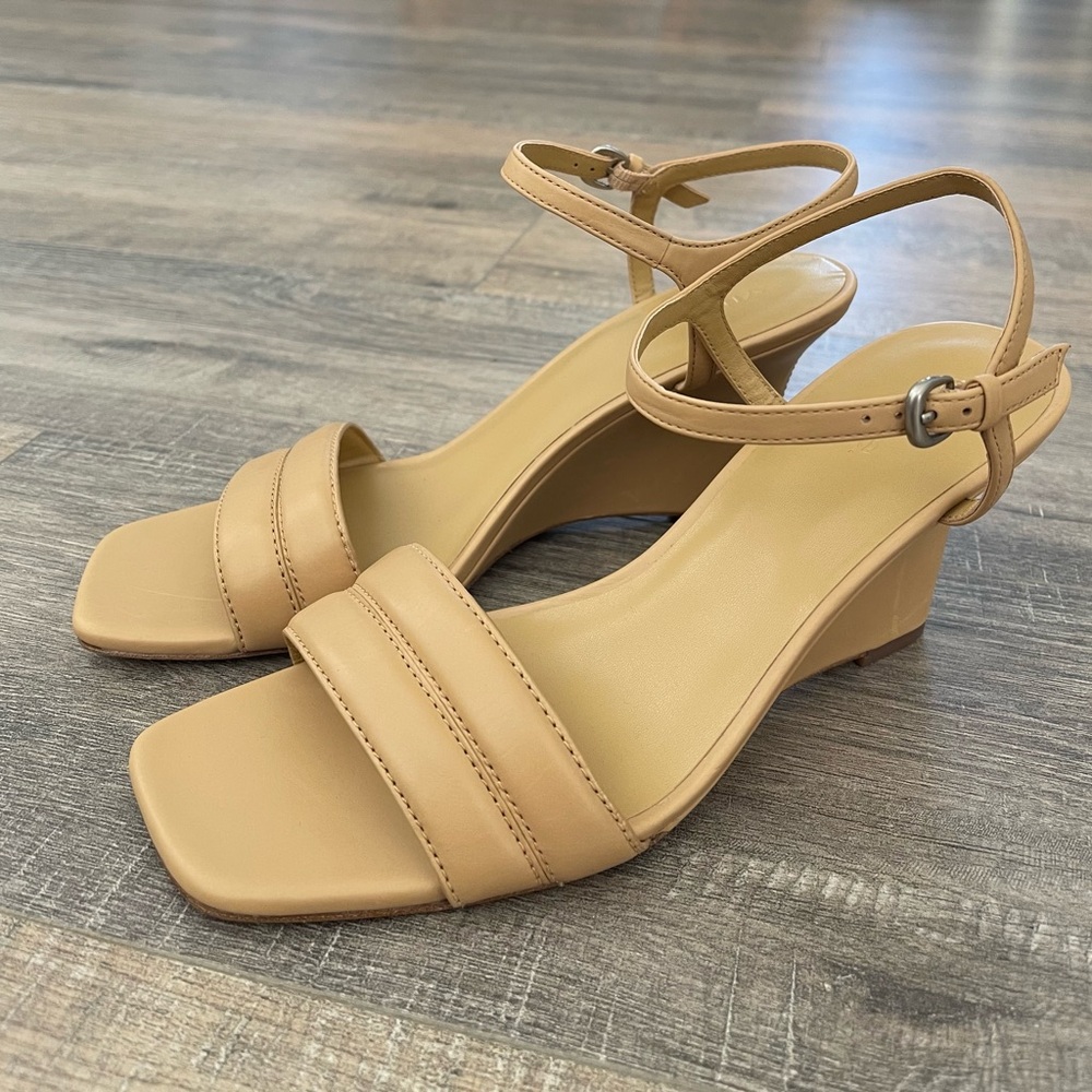 New Vince Prema Leather Wedge Sandal size 11 - Picture 3 of 8